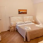 Guest house Dimore Di - Il Vico 4*