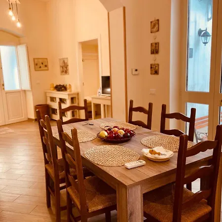 Dimore Di - Il Vico Maison d'hôtes