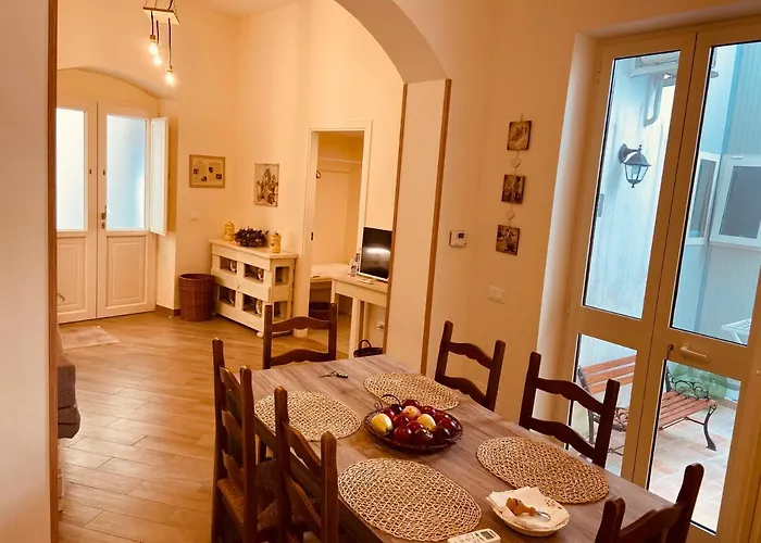 Penzion Dimore Di - Il Vico 4*