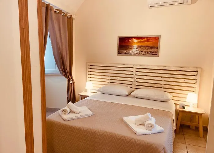 Dimore Di - Il Vico 4* Lecce